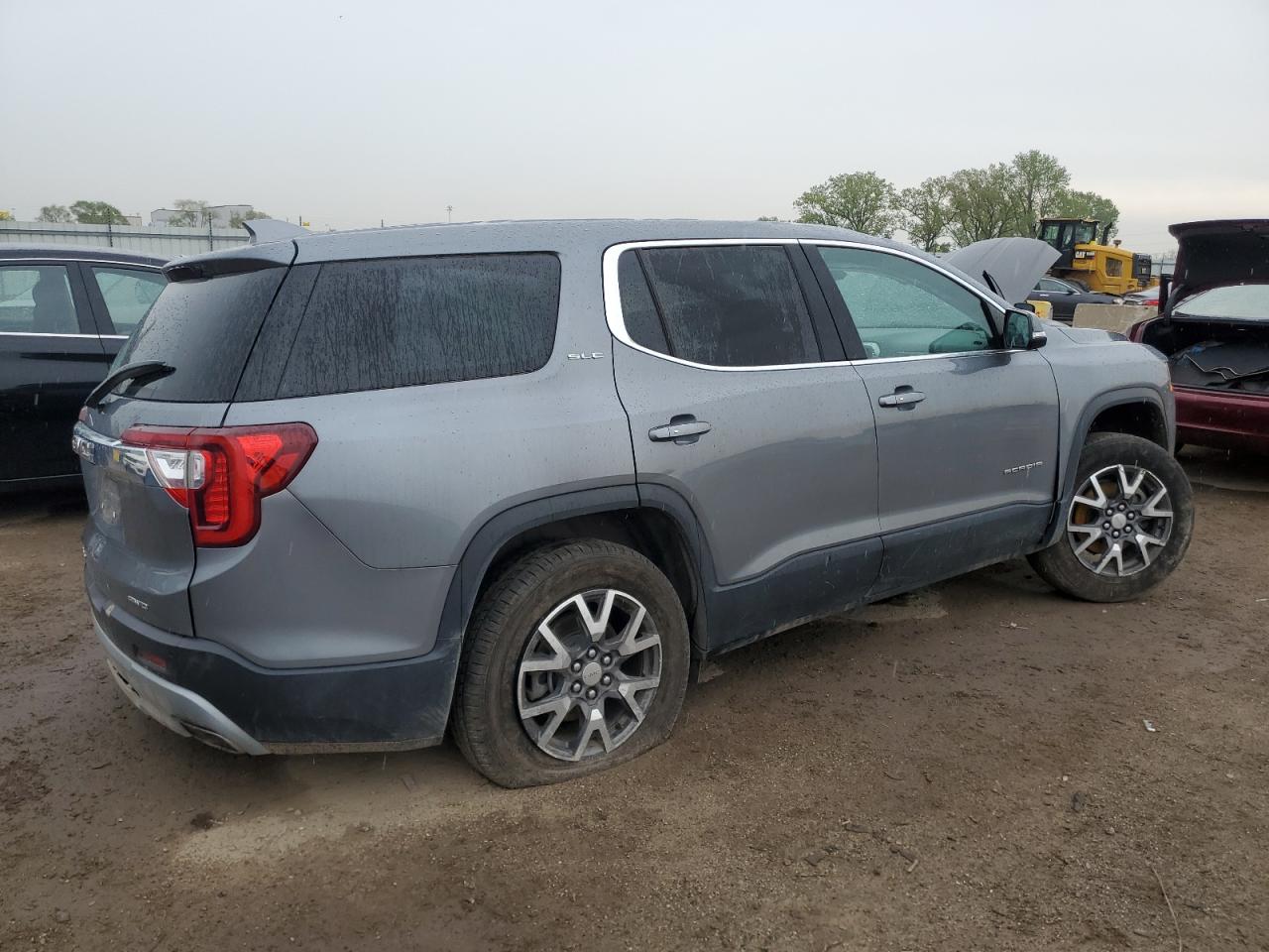 Image 3 of 2020 GMC ACADIA SLE 2020 with VIN 1GKKNRLS3LZ211676