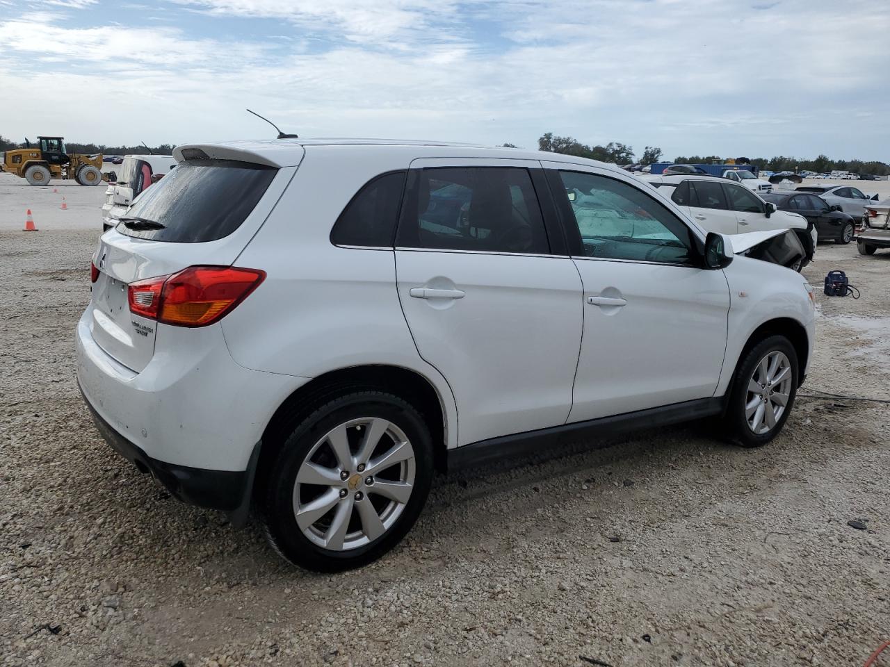 Obraz 3 z 2015 MITSUBISHI OUTLANDER SPORT SE 2015 z VIN 4A4AR4AU0FE004976