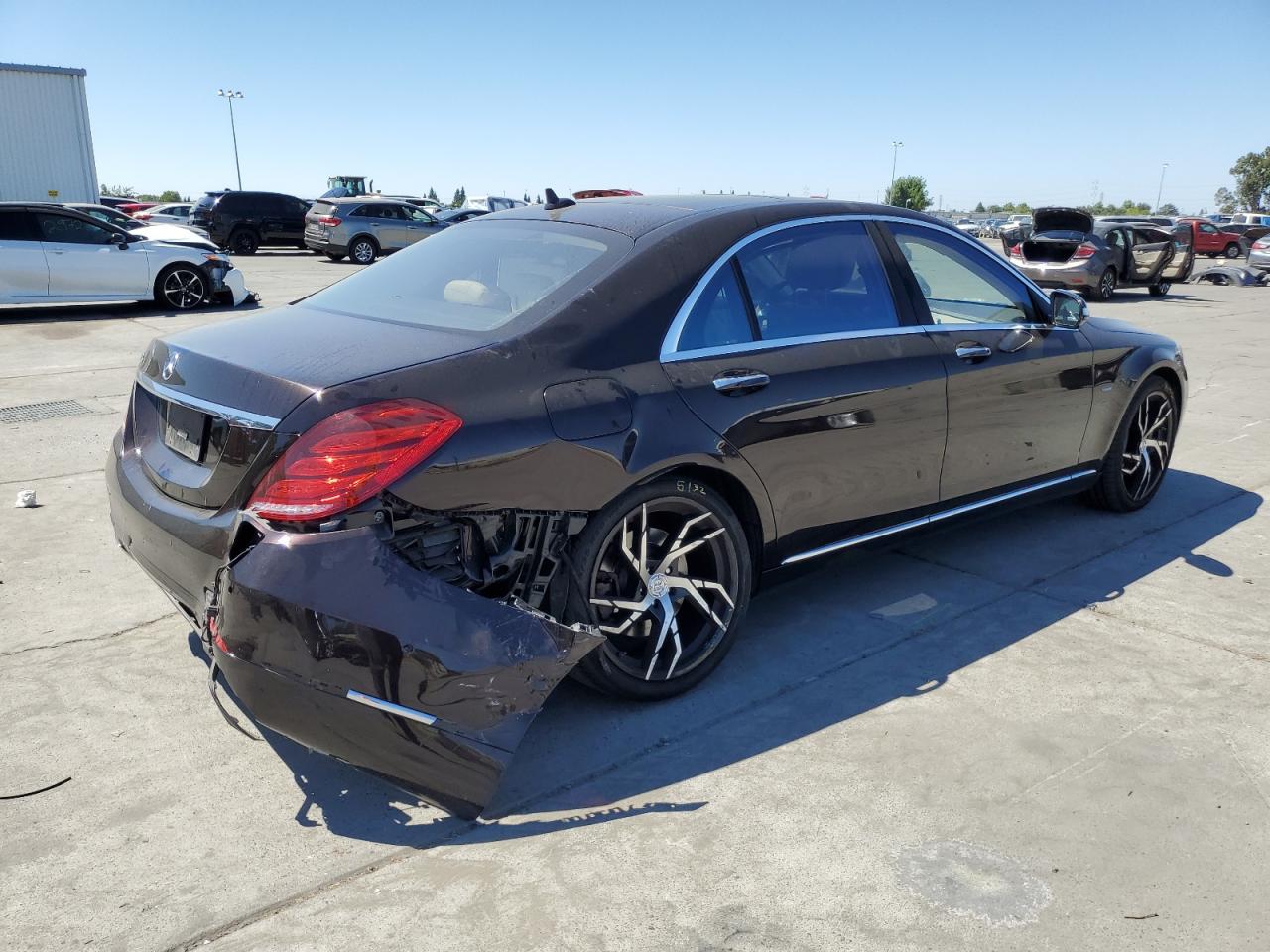Obraz 3 z 2017 MERCEDES-BENZ S 550E 2017 z VIN WDDUG6DB7HA293161