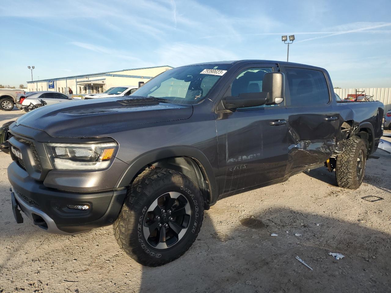 Изображение 1 2021 RAM 1500 REBEL 2021 с VIN 1C6SRFLT7MN598689