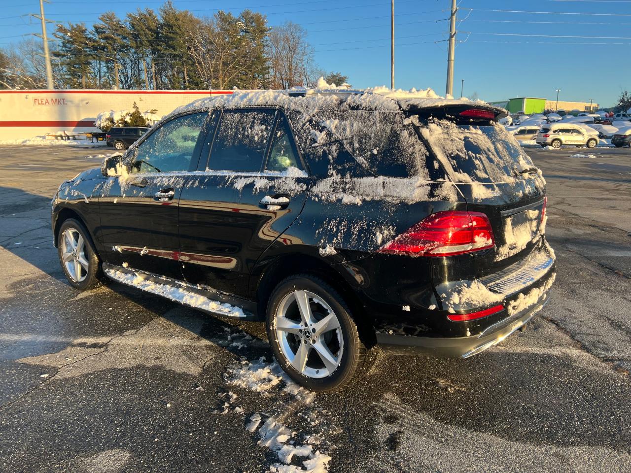 Obraz 3 z 2017 MERCEDES-BENZ GLE 350 4MATIC 2017 z VIN 4JGDA5HB5HA904638