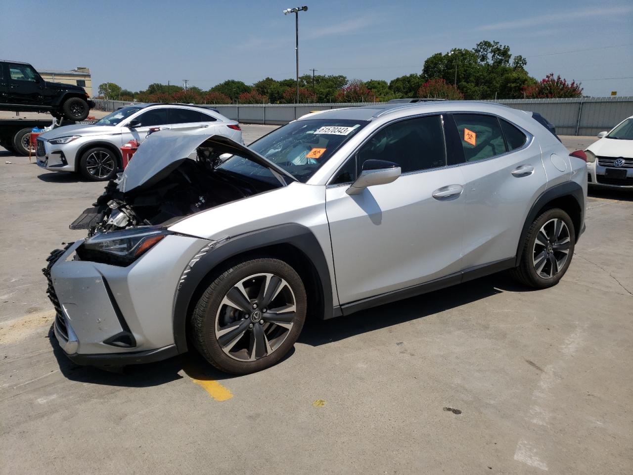 Изображение 1 2020 LEXUS UX 200 2020 с VIN JTHP3JBH7L2030036
