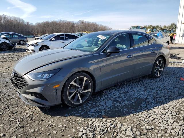 Image 1 of 2021 HYUNDAI SONATA SEL PLUS 2021 with VIN 5NPEJ4J23MH113654
