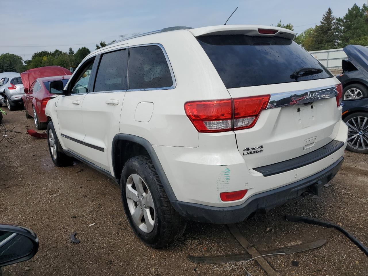Image 2 of 2011 JEEP GRAND CHEROKEE LAREDO 2011 with VIN 1J4RR4GTXBC636716