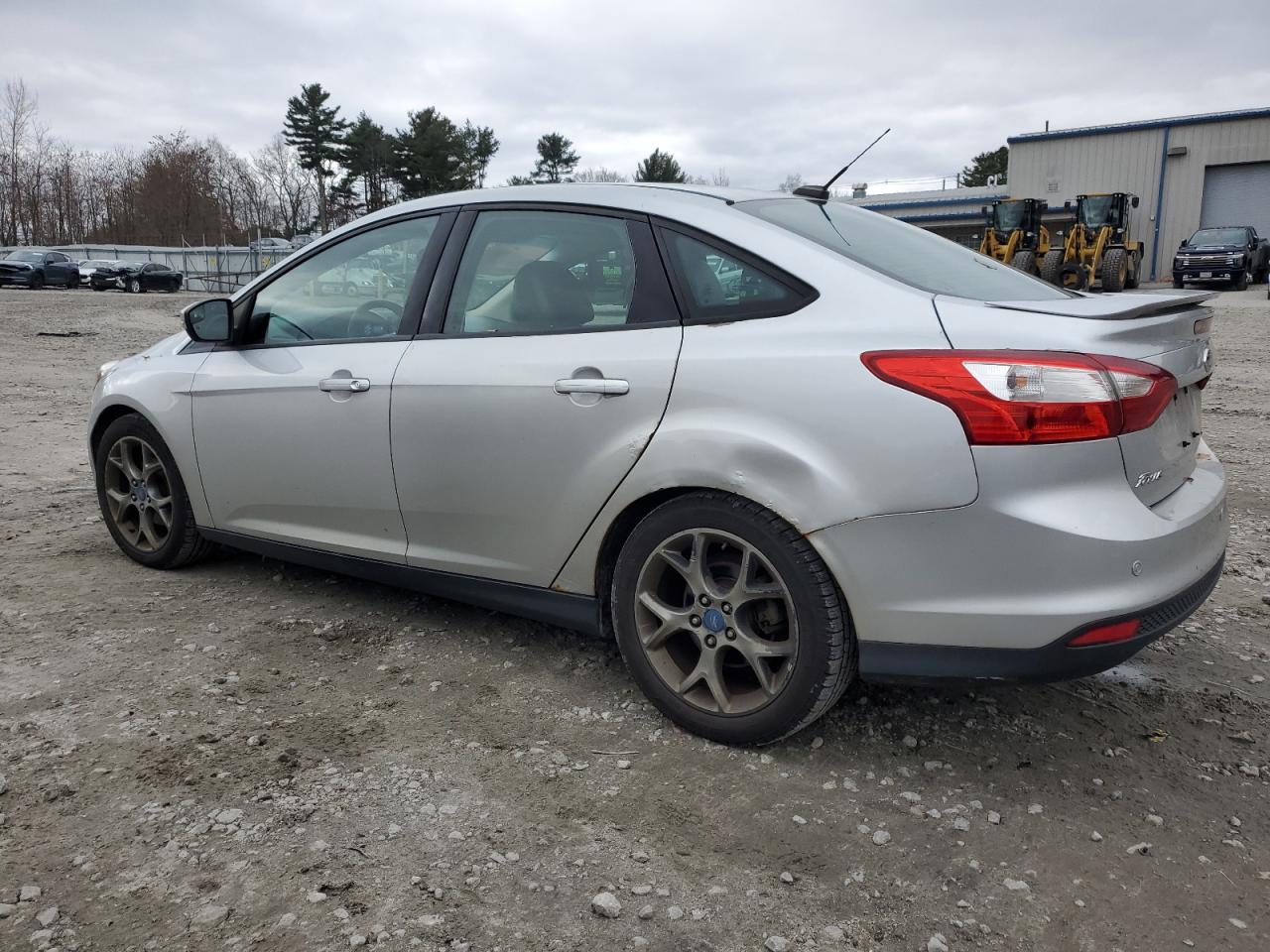Изображение 2 2013 FORD FOCUS SE 2013 с VIN 1FADP3F24DL128744