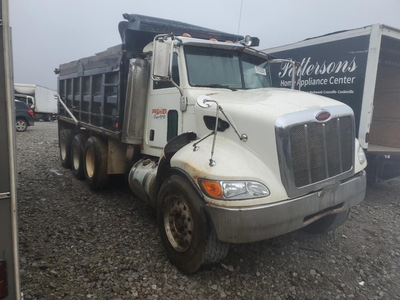Изображение 1 2006 PETERBILT 335  2006 с VIN 2NPLLZ9X66M641926