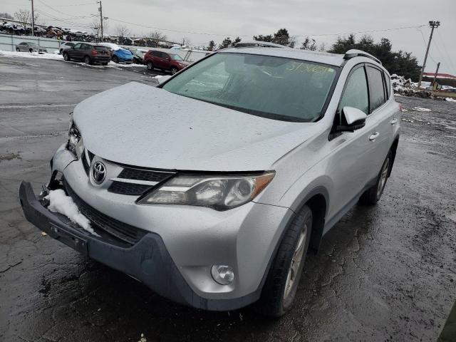 Image 1 of 2015 TOYOTA RAV4 XLE 2015 with VIN 2T3RFREV2FW338258