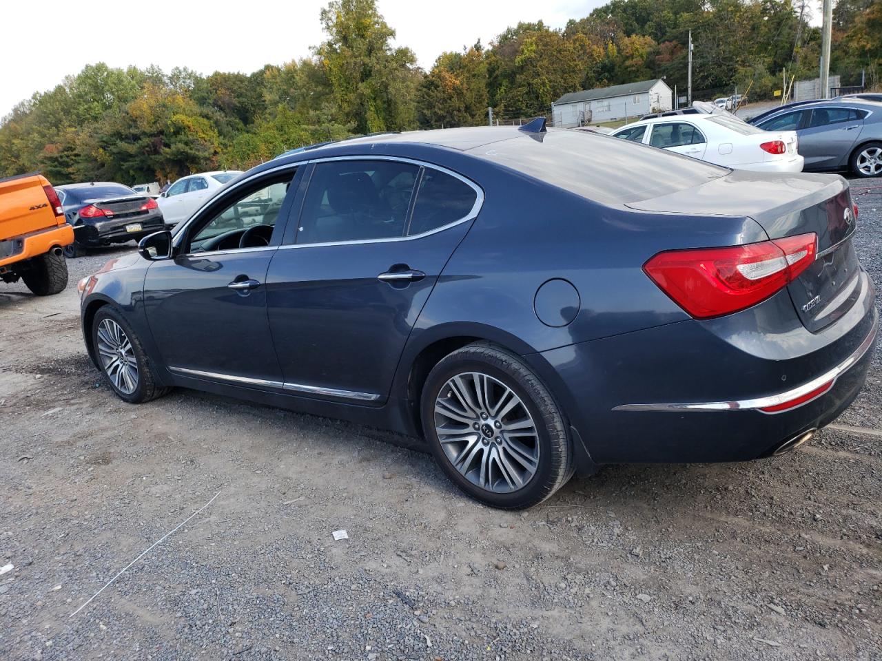 Изображение 2 Kia Cadenza Premium 2014 с VIN KNALN4D79E5133263
