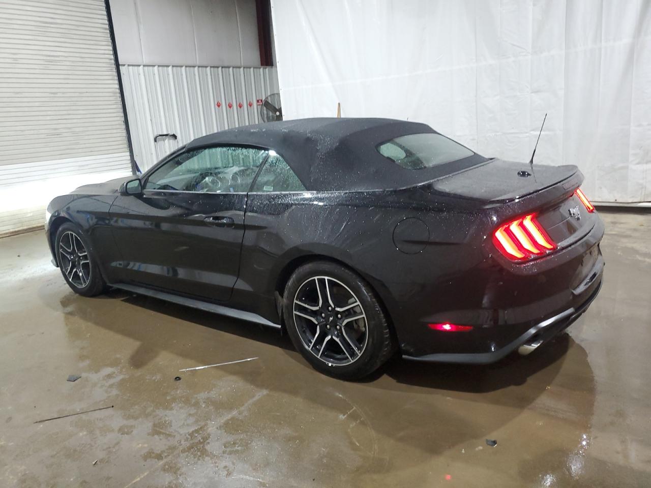 Image 2 of 2022 FORD MUSTANG  2022 with VIN 1FATP8UH6N5119453