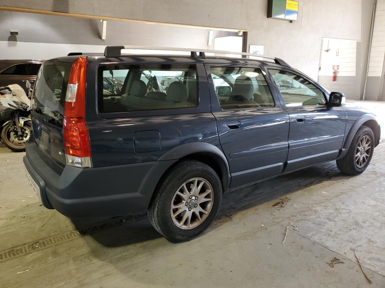 Изображение 3 2007 VOLVO XC70  2007 с VIN YV4SZ592471265151