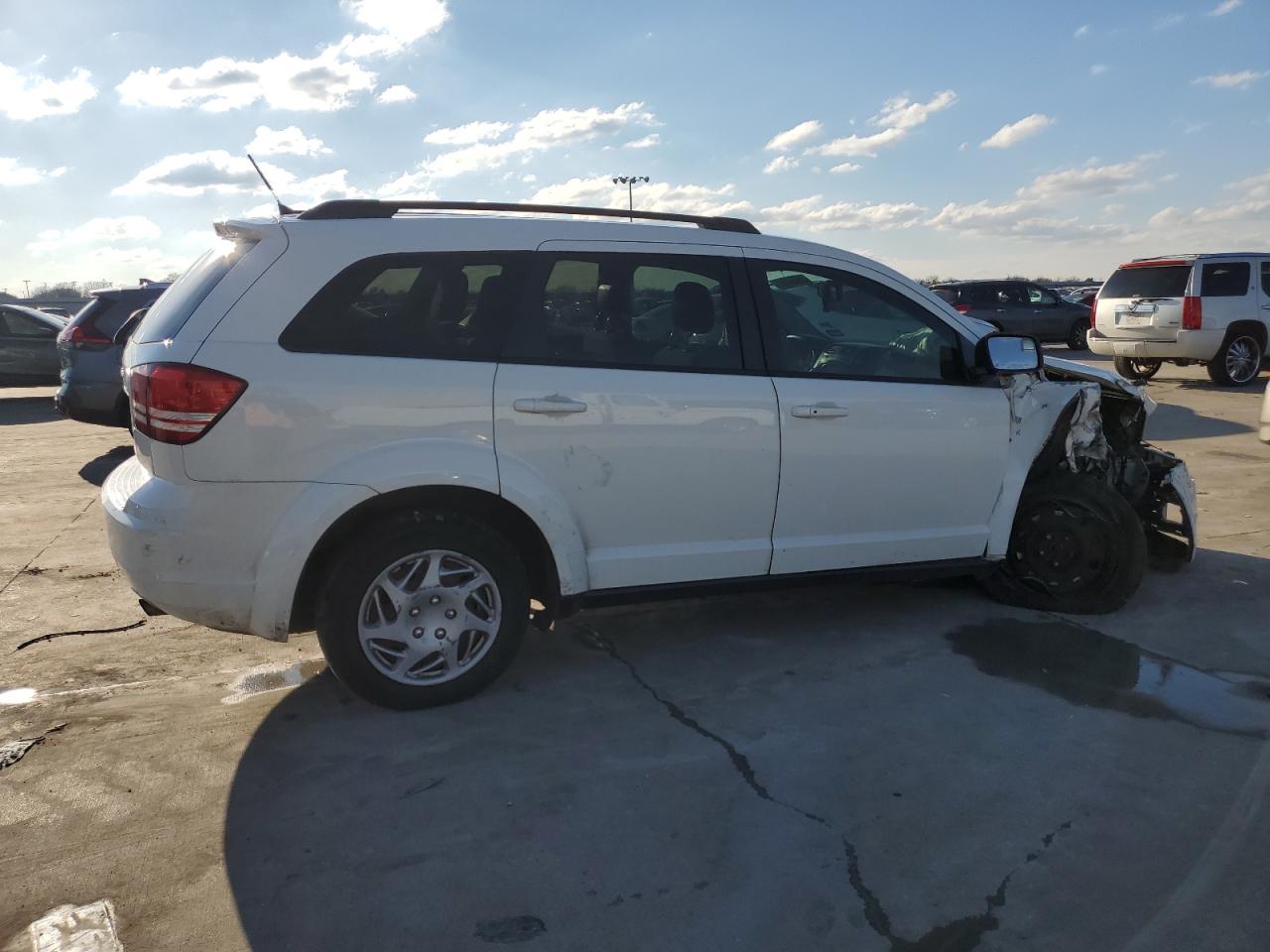 Image 3 of 2016 DODGE JOURNEY SE 2016 with VIN 3C4PDCAB6GT247959