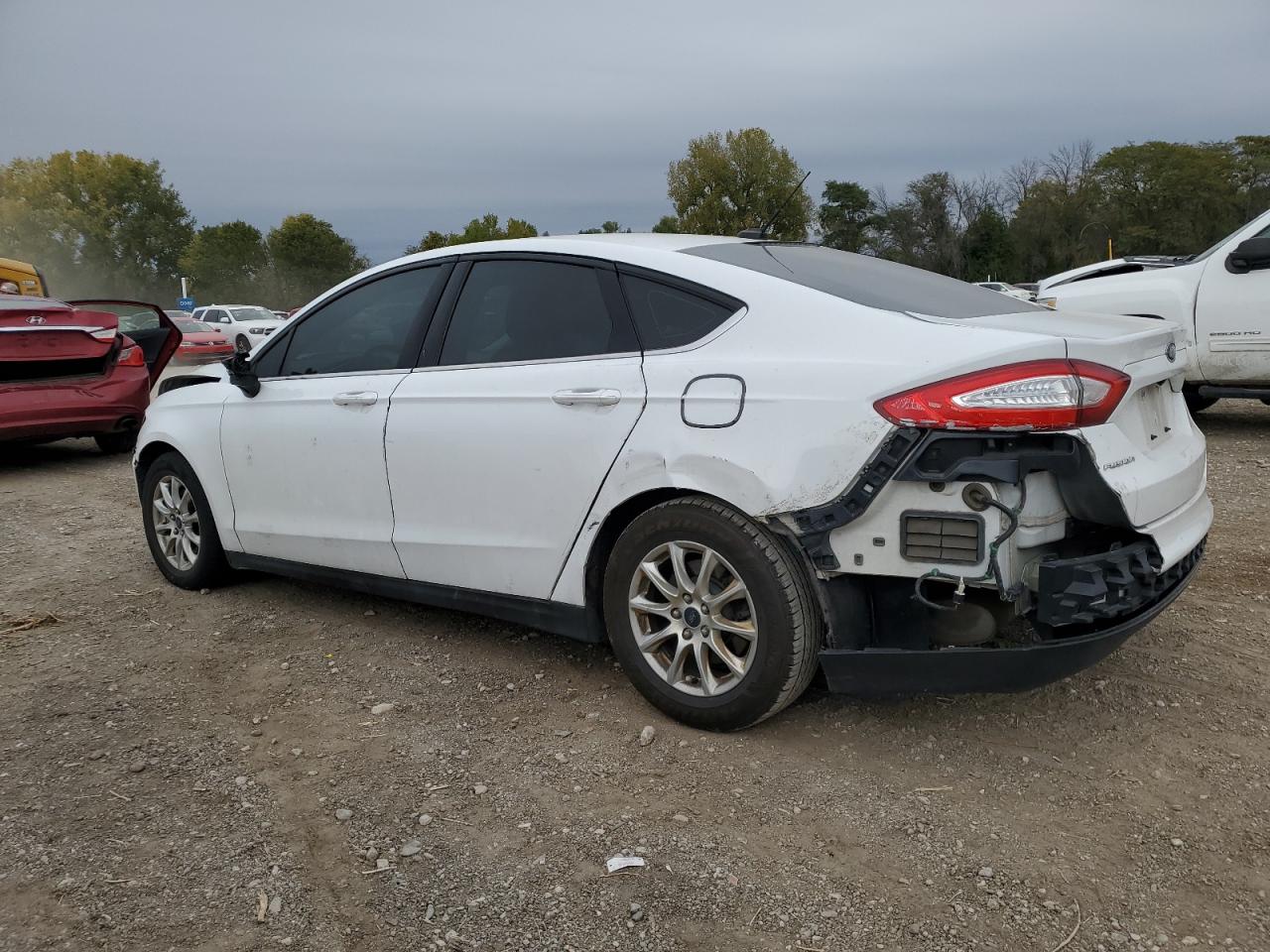 Image 2 of 2016 FORD FUSION S 2016 with VIN 3FA6P0G72GR177190