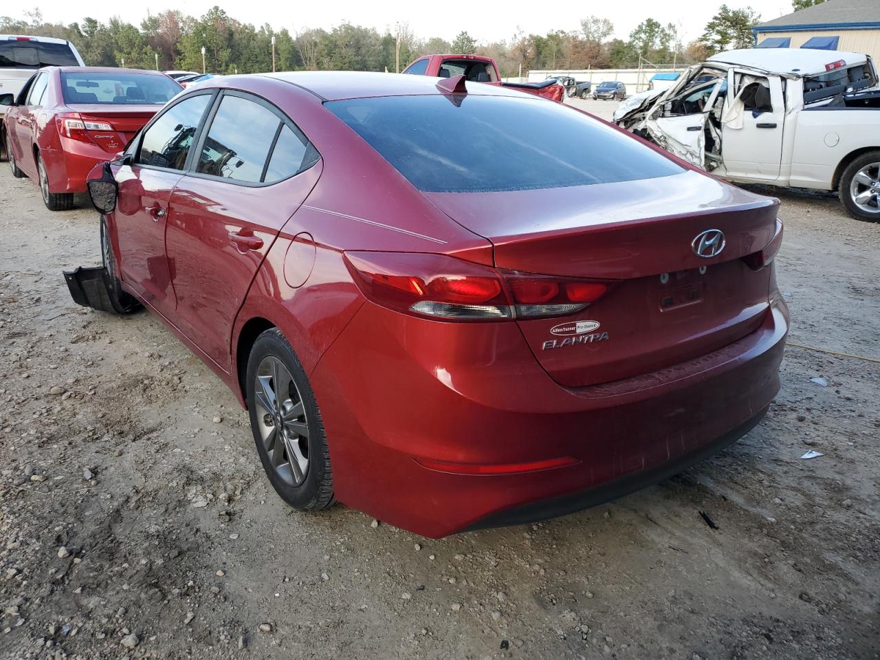 Obraz 2 z 2017 HYUNDAI ELANTRA SE 2017 z VIN 5NPD84LFXHH021163