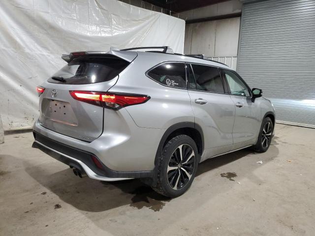 Изображение 3 2021 TOYOTA HIGHLANDER XSE 2021 с VIN 5TDLZRBH2MS121707
