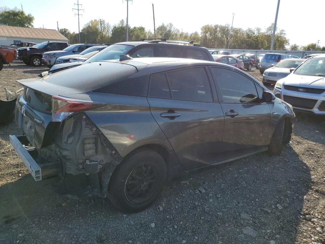 Image 3 of 2018 TOYOTA PRIUS  2018 with VIN JTDKBRFU8J3590837