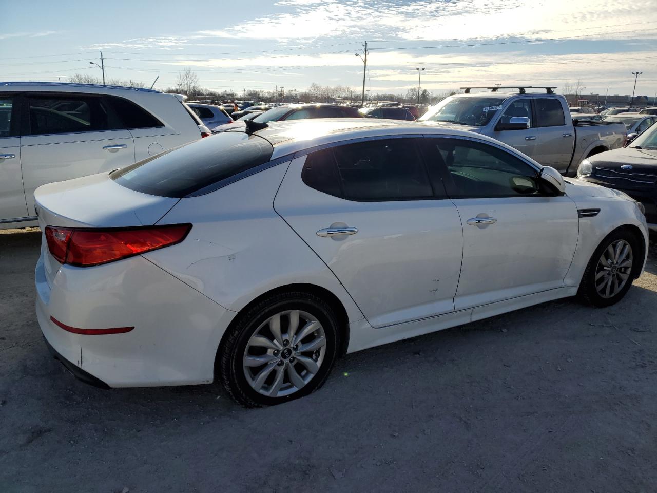 Image 3 of 2014 KIA OPTIMA EX 2014 with VIN 5XXGN4A72EG330991