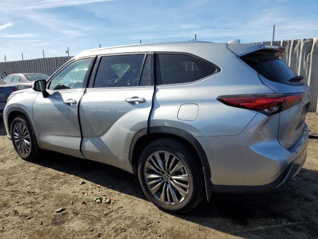 Obraz 2 z 2021 TOYOTA HIGHLANDER PLATINUM 2021 z VIN 5TDFZRBHXMS159215
