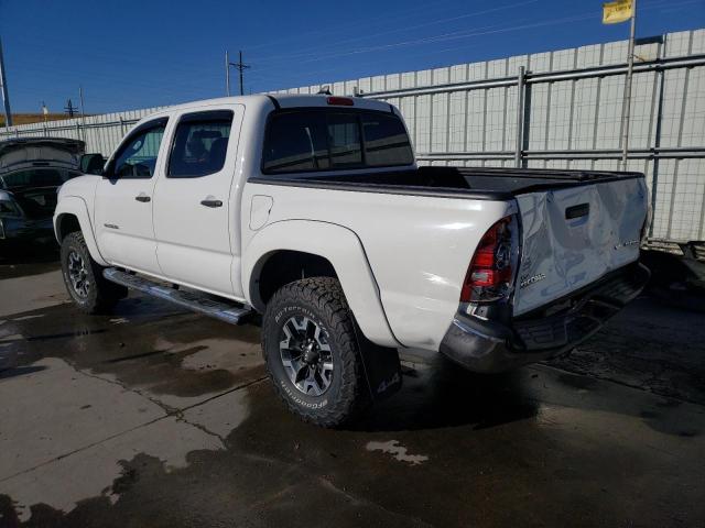 Obraz 2 z 2015 TOYOTA TACOMA DOUBLE CAB 2015 z VIN 3TMLU4EN8FM173526