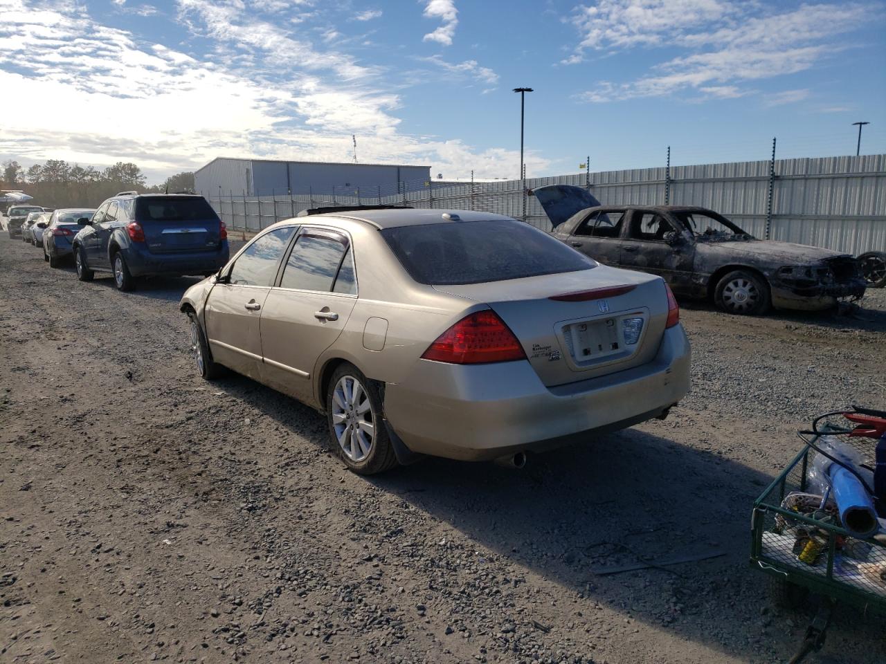 Image 2 of 2007 HONDA ACCORD EX 2007 with VIN 1HGCM66507A072460