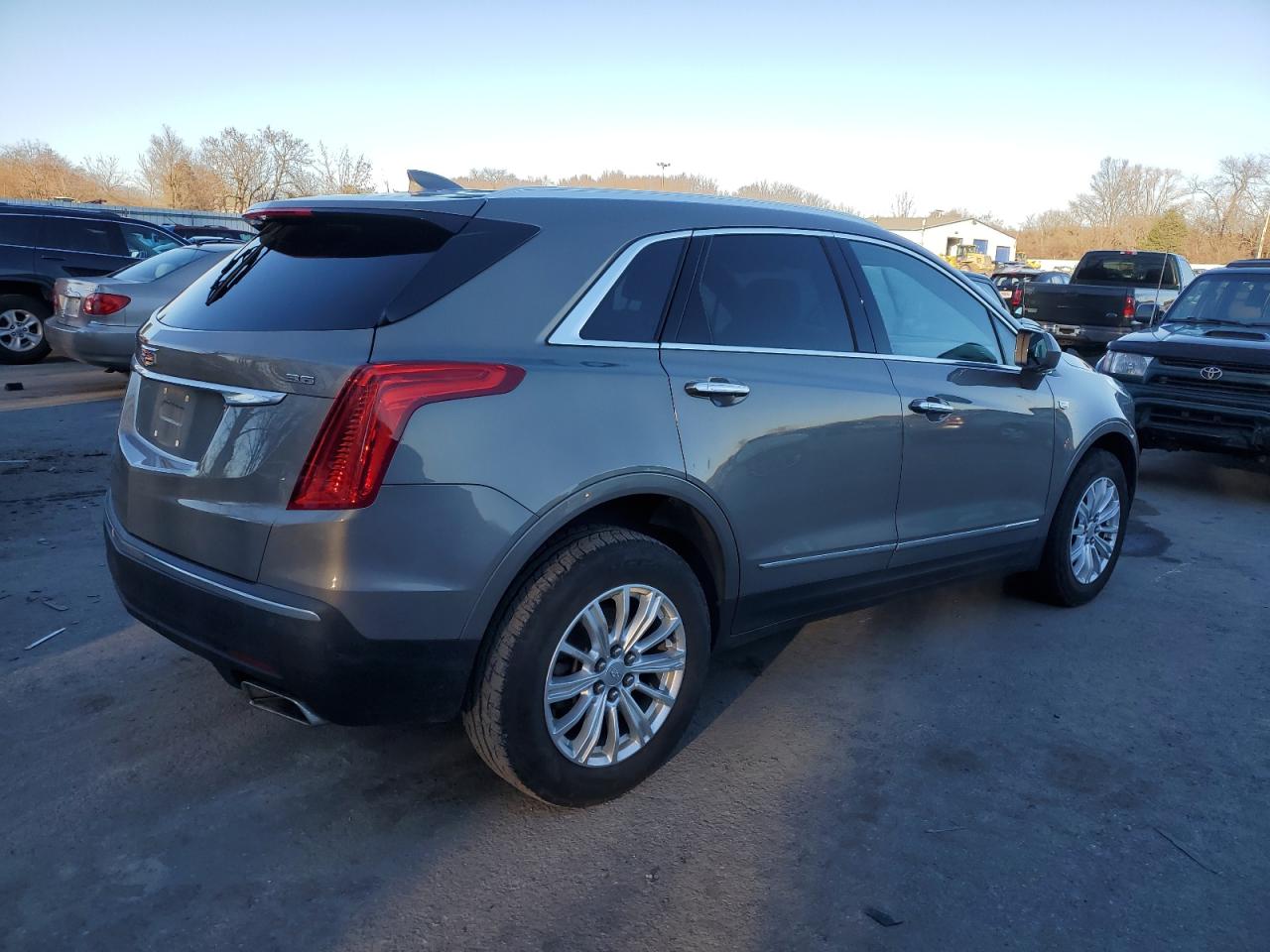 Obraz 3 z 2018 CADILLAC XT5  2018 z VIN 1GYKNARS1JZ132440