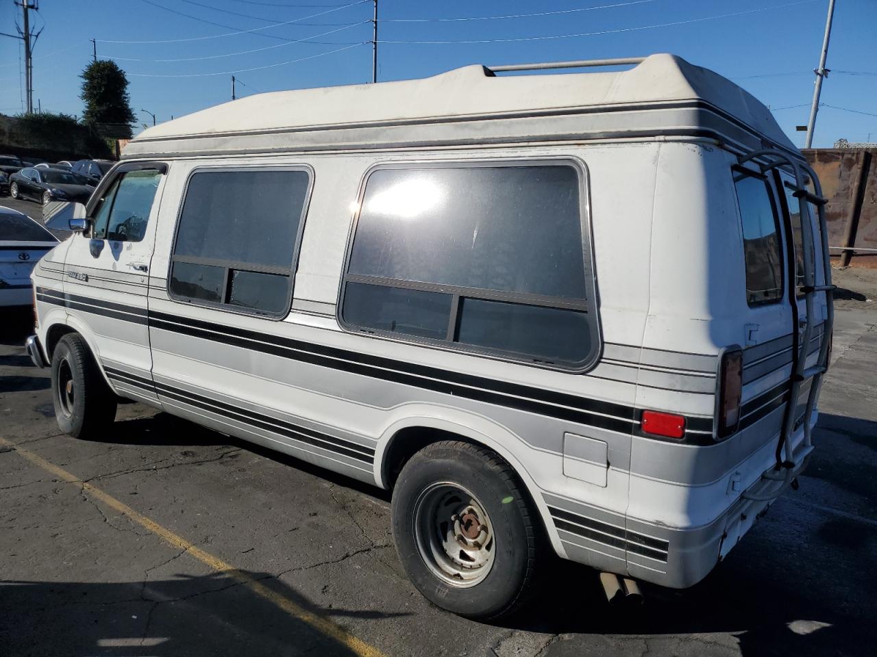 Изображение 2 1989 DODGE RAM VAN B250 1989 с VIN 2B7HB21Y5KK351372