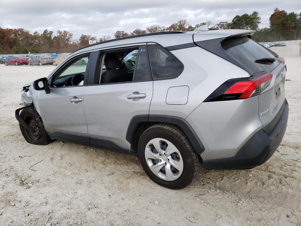 Image 2 of 2021 TOYOTA RAV4 LE 2021 with VIN JTMH1RFV4MD061390