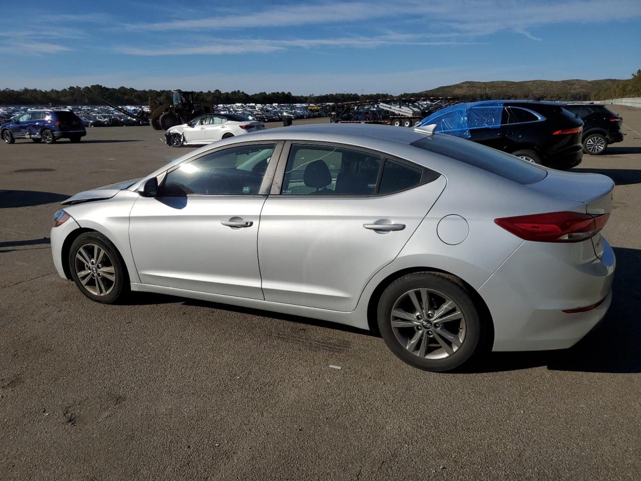 Image 2 of 2018 HYUNDAI ELANTRA SEL 2018 with VIN 5NPD84LF8JH401446
