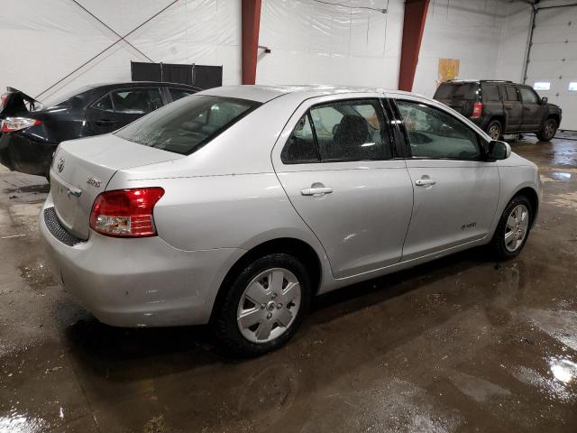 Obraz 3 z 2010 TOYOTA YARIS  2010 z VIN JTDBT4K34A1364514