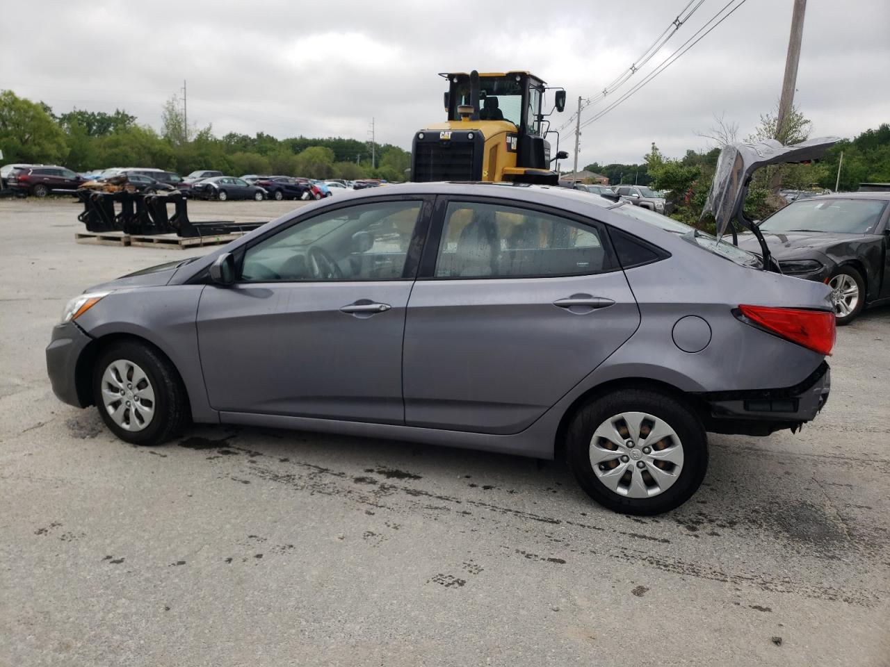 Изображение 2 2017 HYUNDAI ACCENT SE 2017 с VIN KMHCT4AE1HU206269