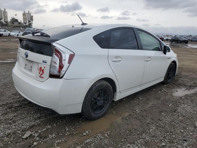 Изображение 3 2013 TOYOTA PRIUS  2013 с VIN JTDKN3DUXD5635910