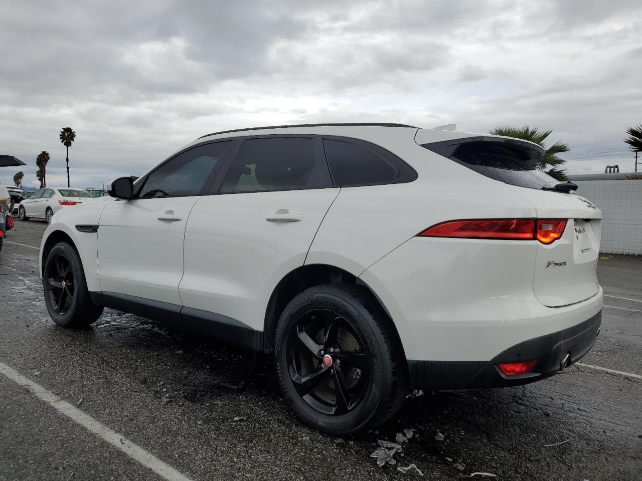 Image 2 of 2017 JAGUAR F-PACE PREMIUM 2017 with VIN SADCJ2BV7HA070460