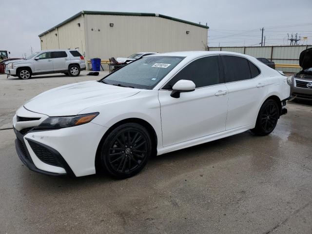 Image 1 of 2021 TOYOTA CAMRY SE 2021 with VIN 4T1G11AK8MU537095