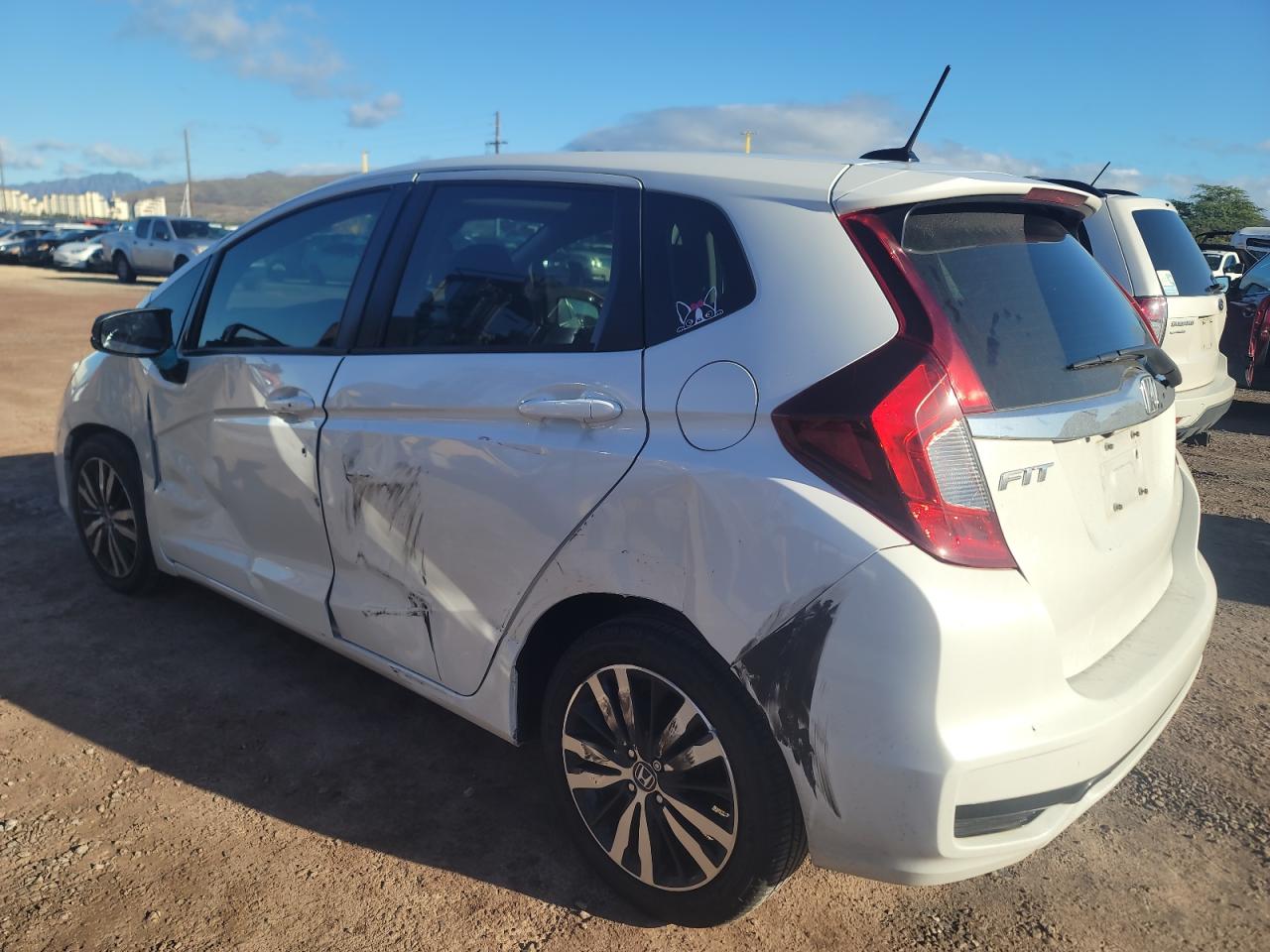 Изображение 2 2018 HONDA FIT EX 2018 с VIN 3HGGK5H8XJM736508