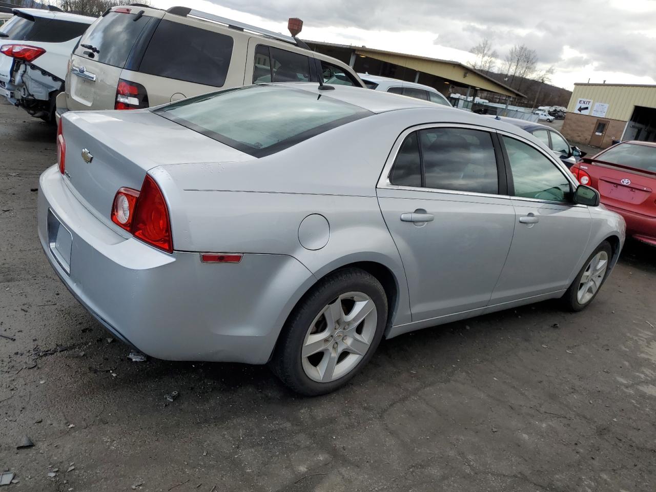 Image 3 of 2010 CHEVROLET MALIBU LS 2010 with VIN 1G1ZB5EB6A4152621