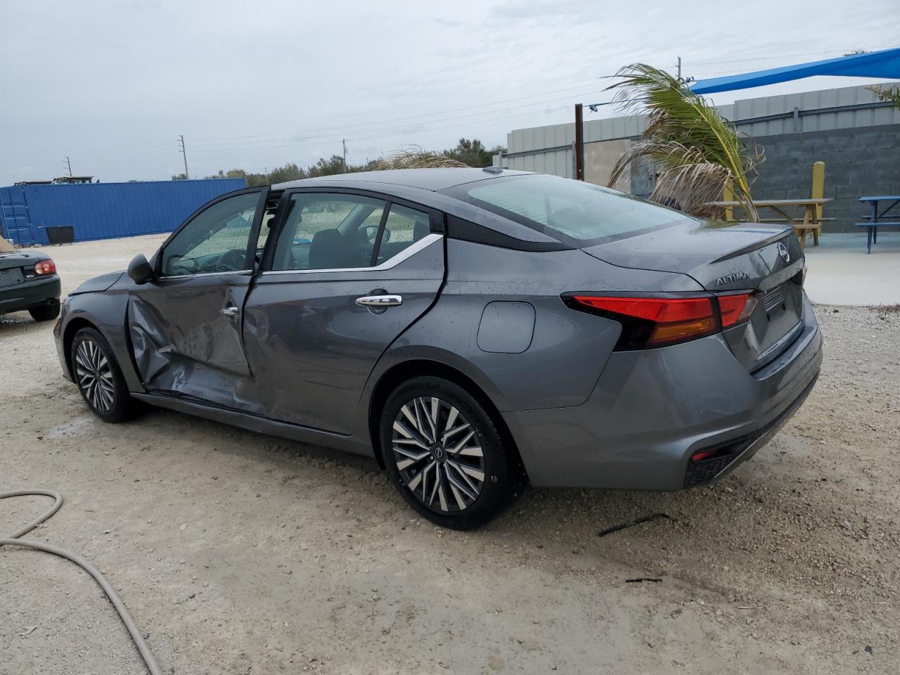 Image 2 of 2024 NISSAN ALTIMA SV 2024 with VIN 1N4BL4DV0RN324097