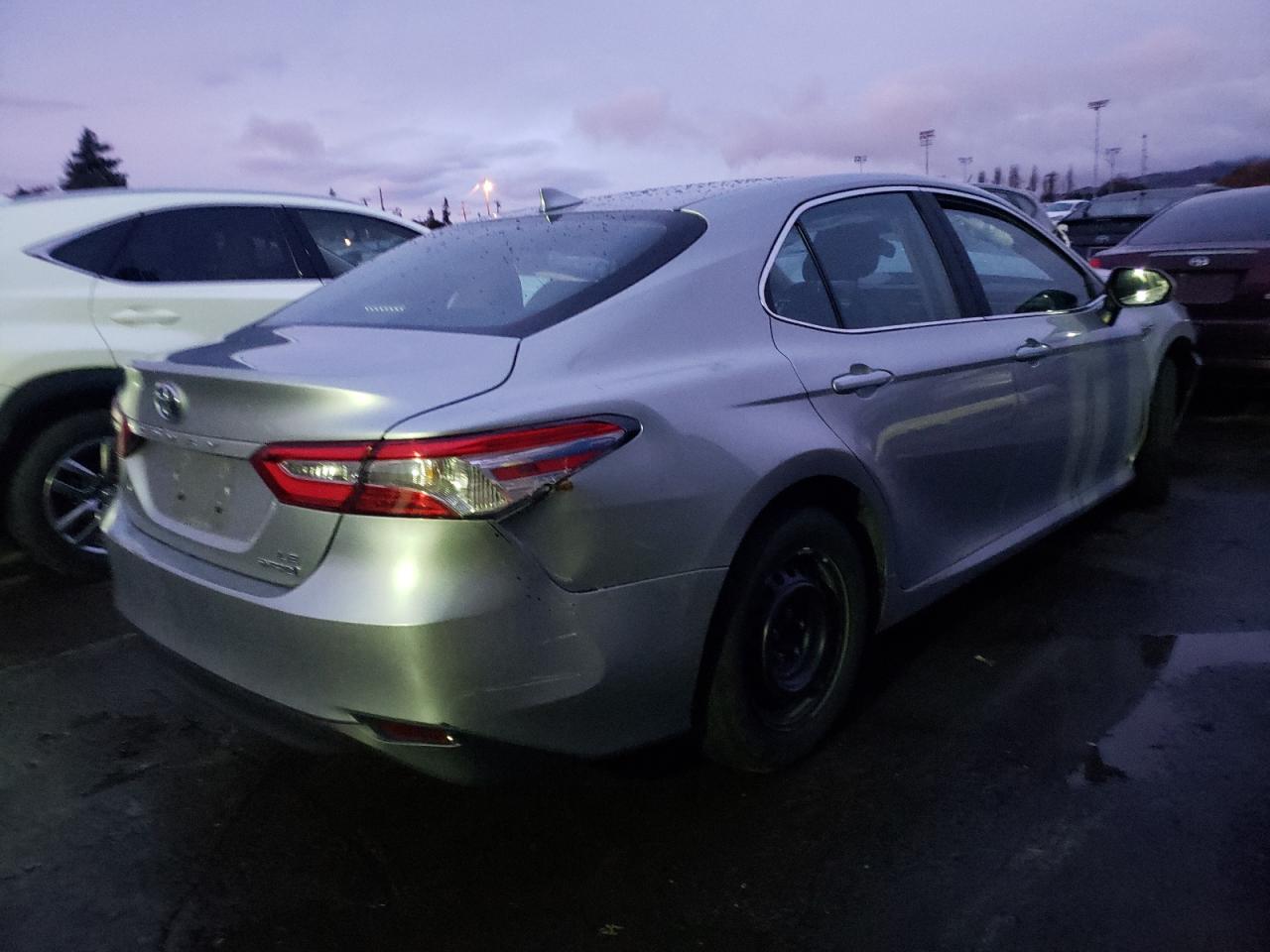 Image 3 of 2020 TOYOTA CAMRY LE 2020 with VIN 4T1C31AK1LU018669