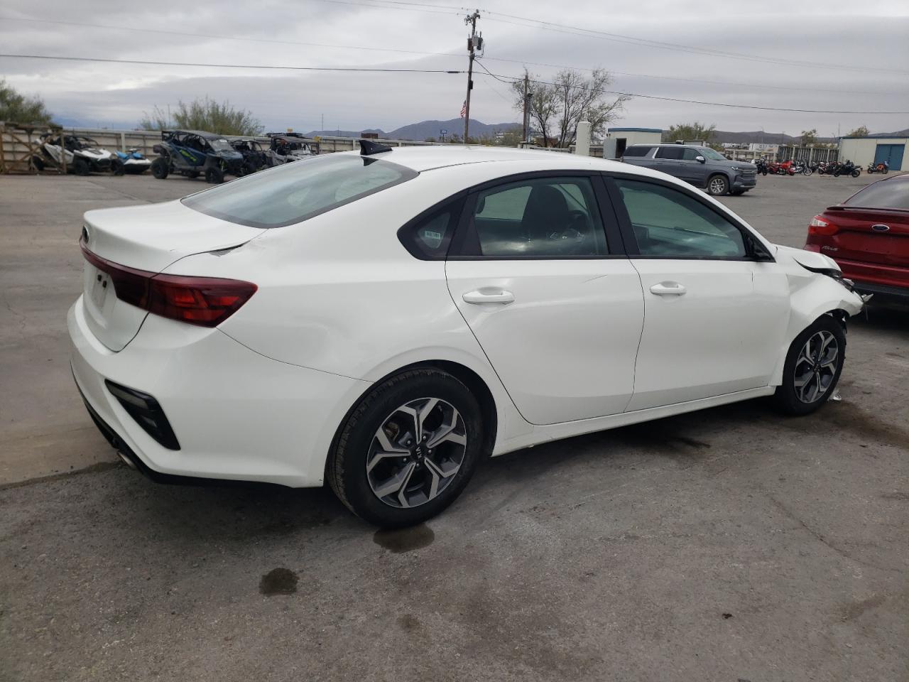 Image 3 of 2021 KIA FORTE FE 2021 with VIN 3KPF24AD5ME339251