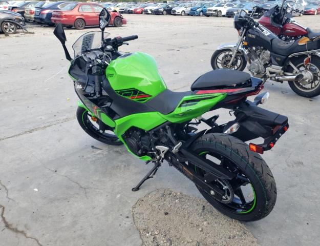 Obraz 3 z 2023 KAWASAKI EX400  2023 z VIN JKAEXKG16PDAR8530