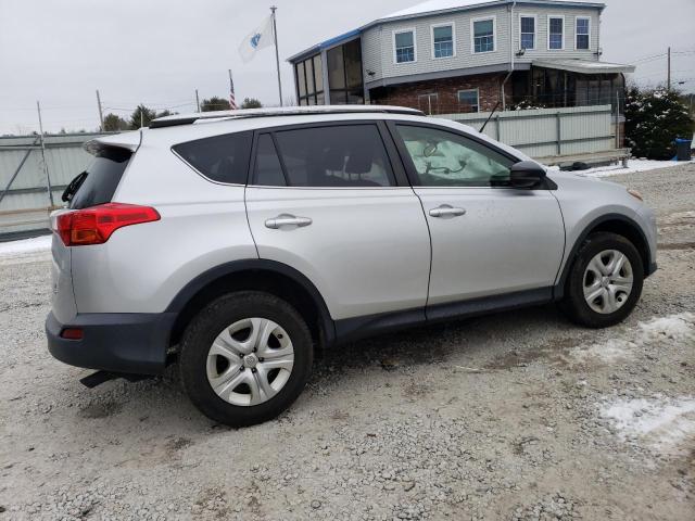 Image 3 of 2015 TOYOTA RAV4 LE 2015 with VIN JTMBFREV4FJ031805