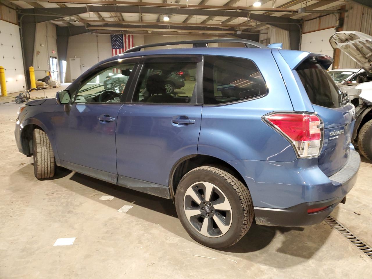 Obraz 2 z 2017 SUBARU FORESTER 2.5I PREMIUM 2017 z VIN JF2SJAEC5HH521082