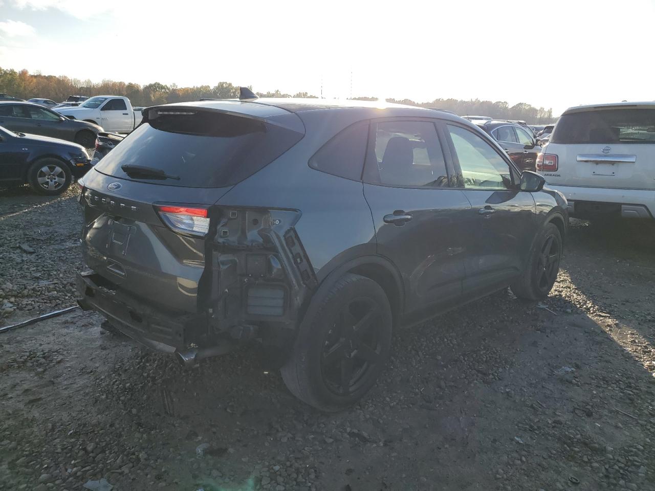 Изображение 3 2021 FORD ESCAPE SE 2021 с VIN 1FMCU0G61MUB34652