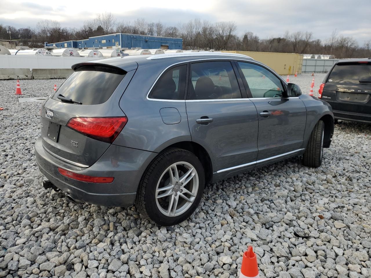 Image 3 of 2016 AUDI Q5 PREMIUM PLUS 2016 with VIN WA1L2AFP3GA092558