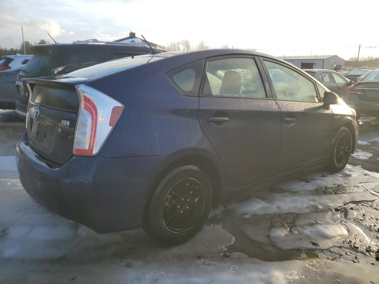 Изображение 3 2013 TOYOTA PRIUS  2013 с VIN JTDKN3DU0D1723940