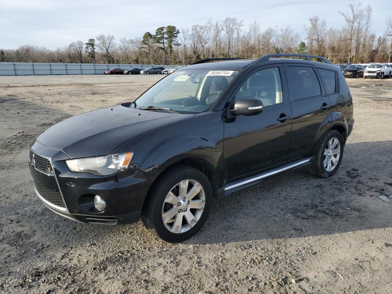 2013 MITSUBISHI OUTLANDER SE 2013 image