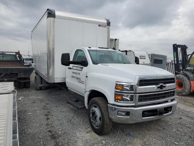 Изображение 1 2022 CHEVROLET SILVERADO MEDIUM DUTY  2022 с VIN 1HTKHPVK8NH823923