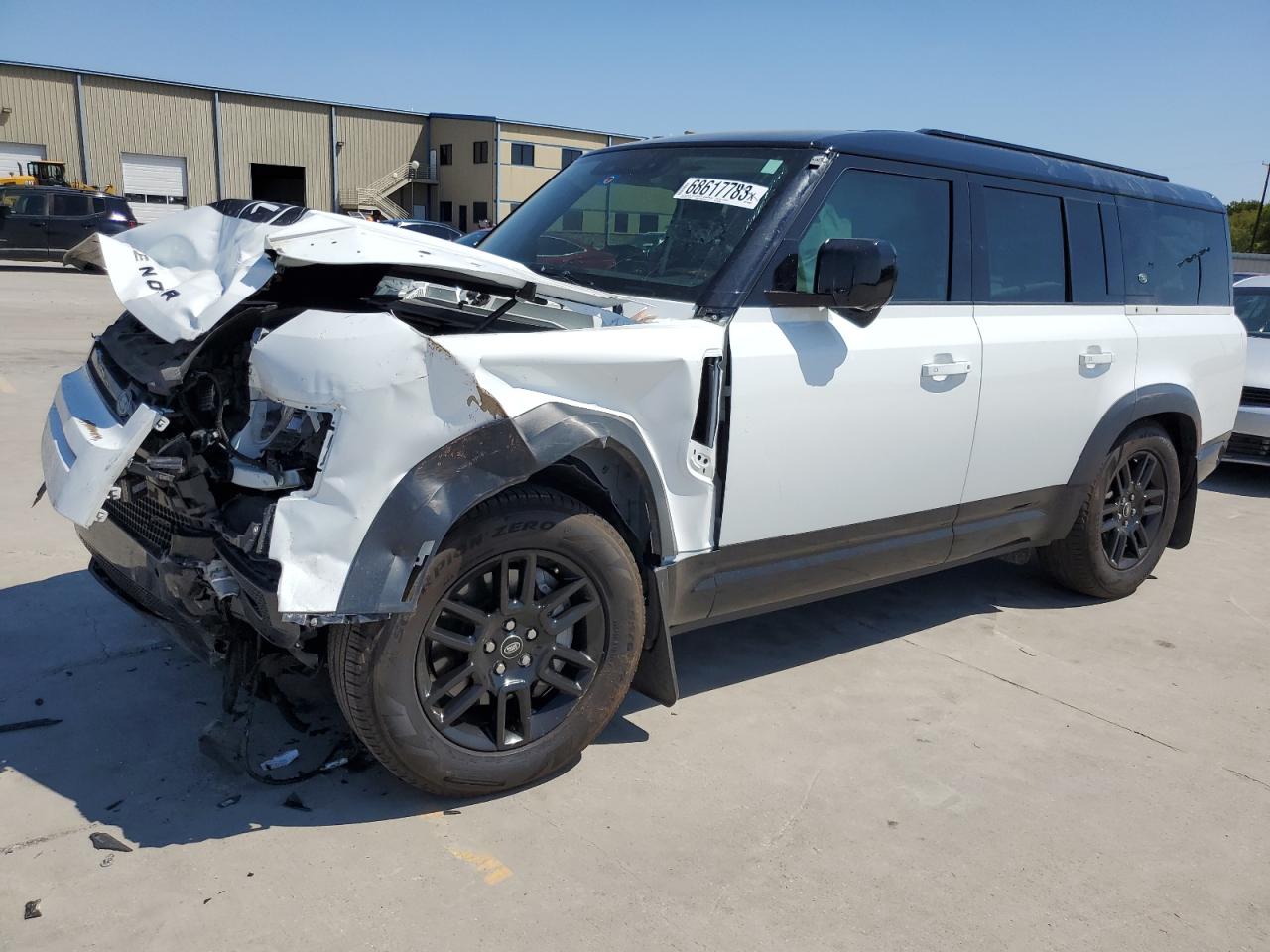 Obraz 1 z Land Rover Defender 130 X-Dynamic Se 2023 z VIN SALE2FEU9P2161694