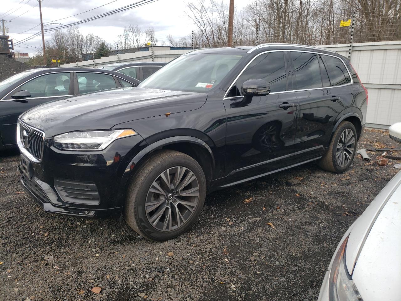 Image 1 of 2021 VOLVO XC90 T5 MOMENTUM 2021 with VIN YV4102PK1M1725577