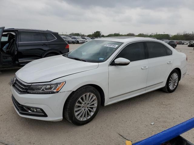 Image 1 of 2016 VOLKSWAGEN PASSAT SE 2016 with VIN 1VWBS7A34GC066545