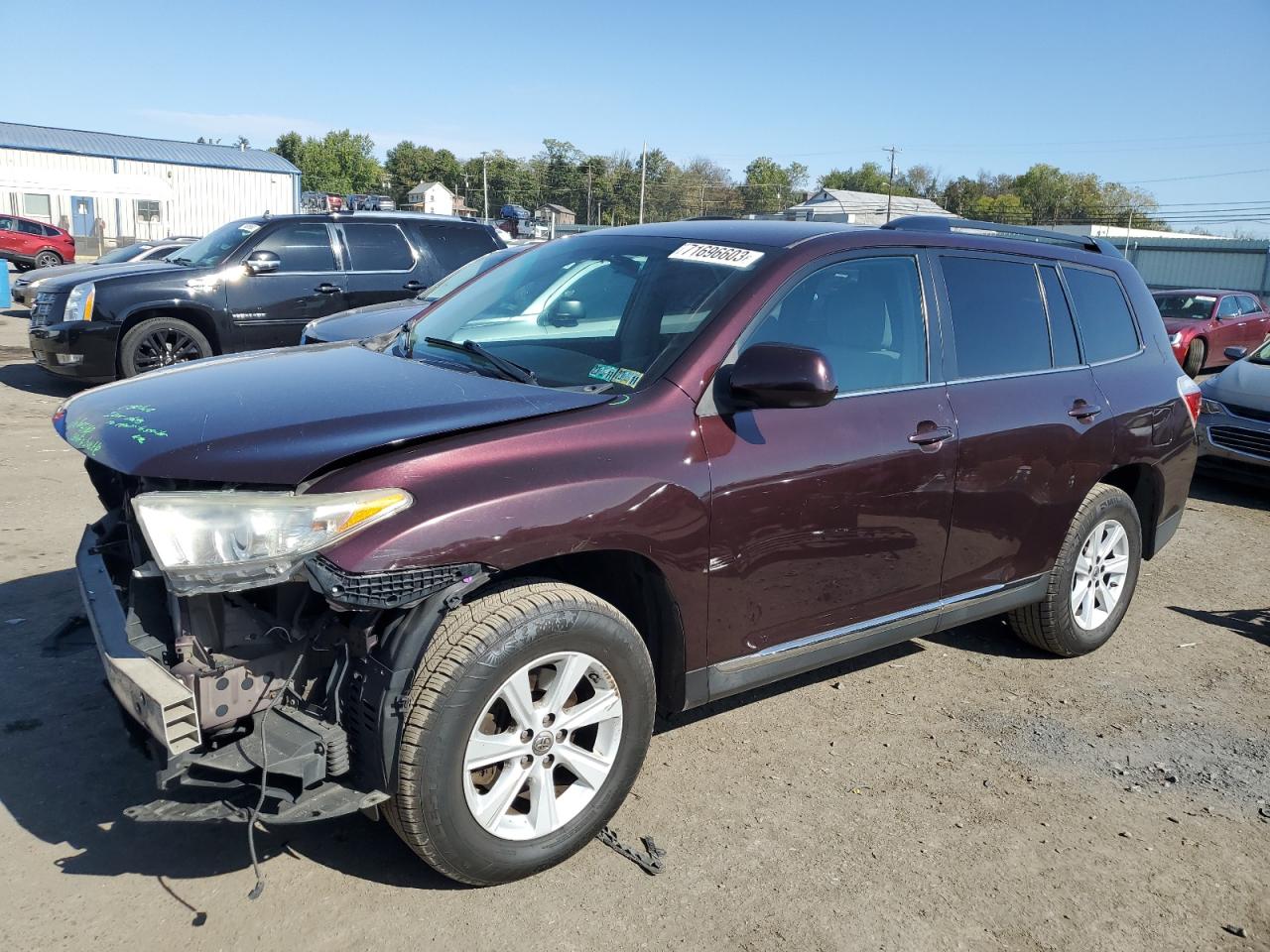 Изображение 2013 TOYOTA HIGHLANDER BASE 2013