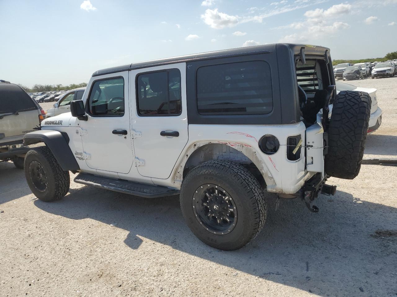 Image 2 of 2019 JEEP WRANGLER UNLIMITED SPORT 2019 with VIN 1C4HJXDG2KW596972